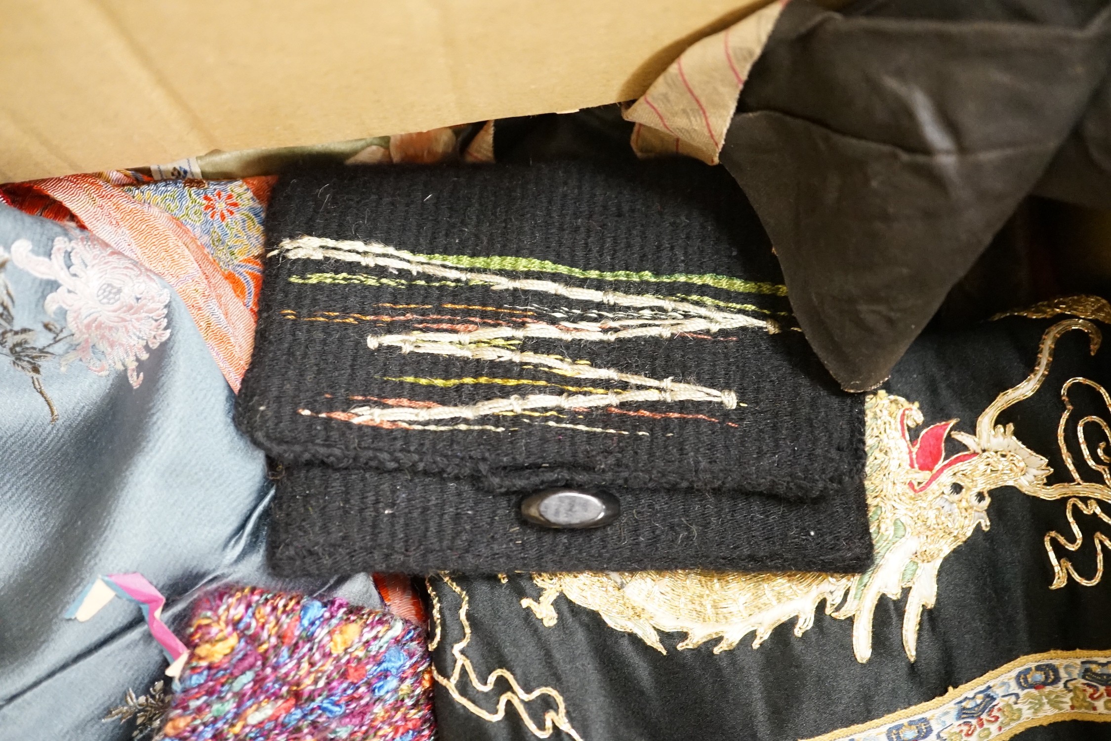 Various mixed Japanese textiles, boxes etc(2boxes)